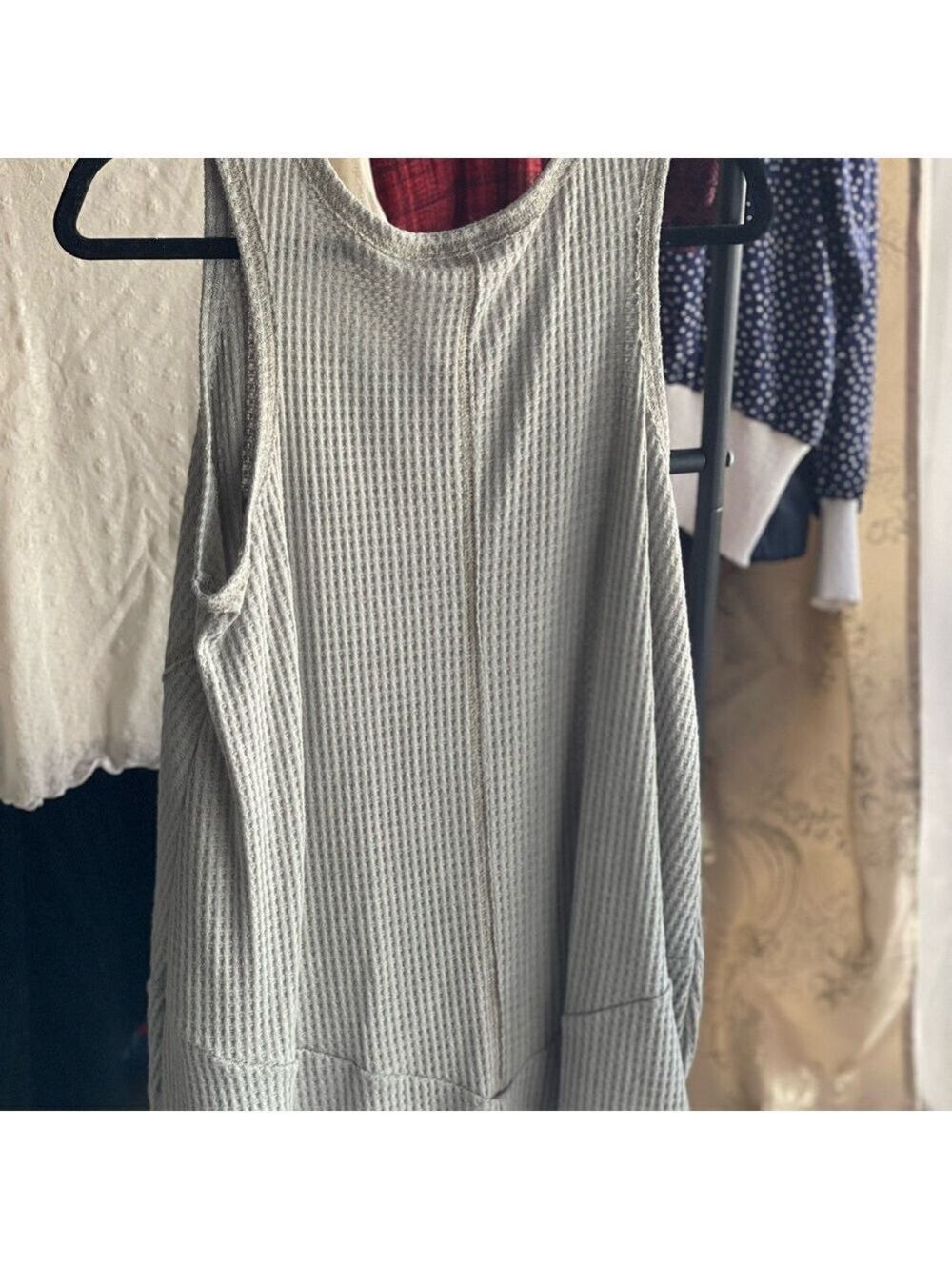 Hummingbird Light Gray Ribbed Tank Top - Picture 5 of 5